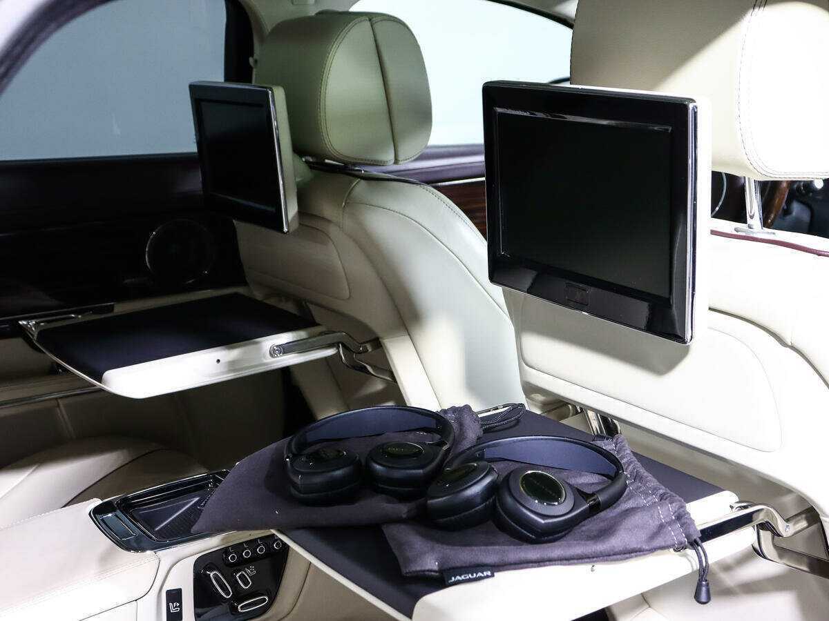 Jaguar XJ 2014 года с пробегом. Фото: #19