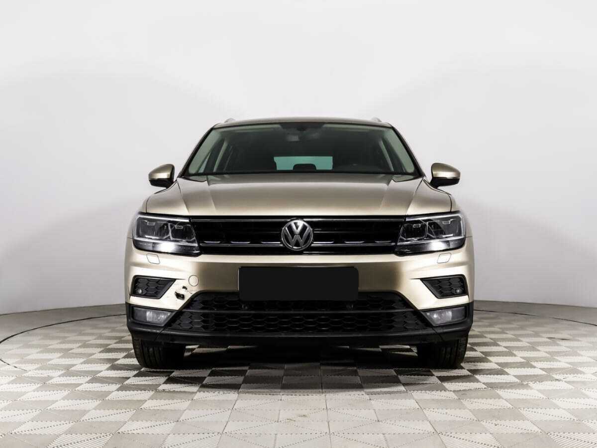 Volkswagen Tiguan 2017 года с пробегом. Фото: #1