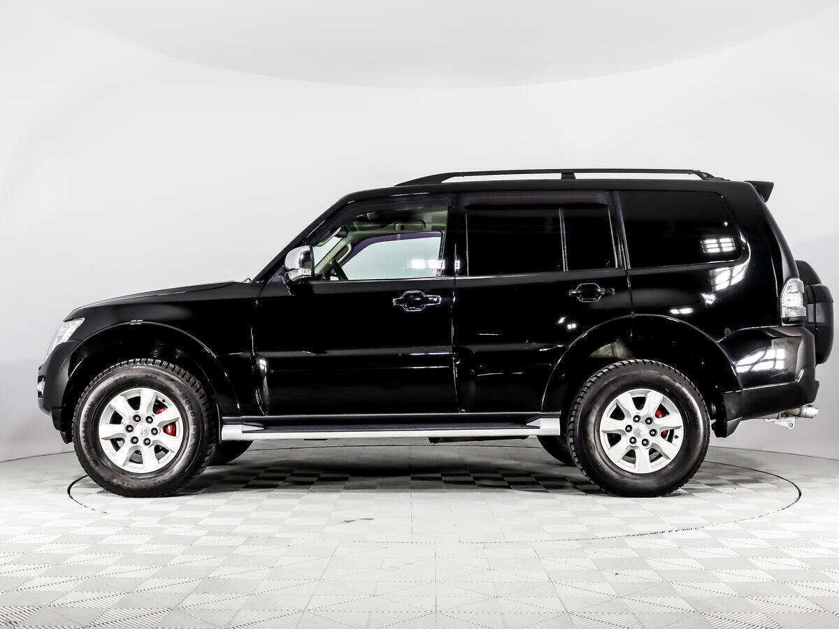 Mitsubishi Pajero 2015 года с пробегом. Фото: #7