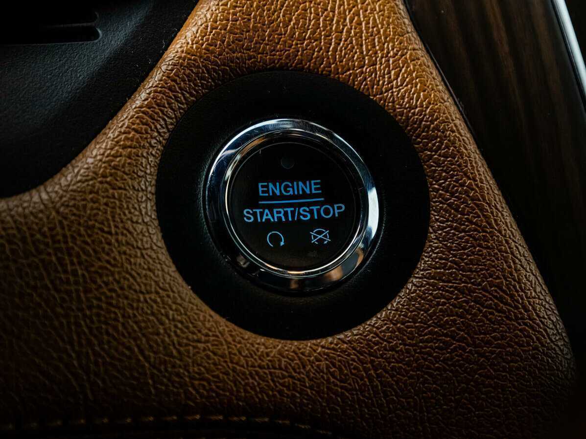 Ford Explorer 2016 года с пробегом. Фото: #17