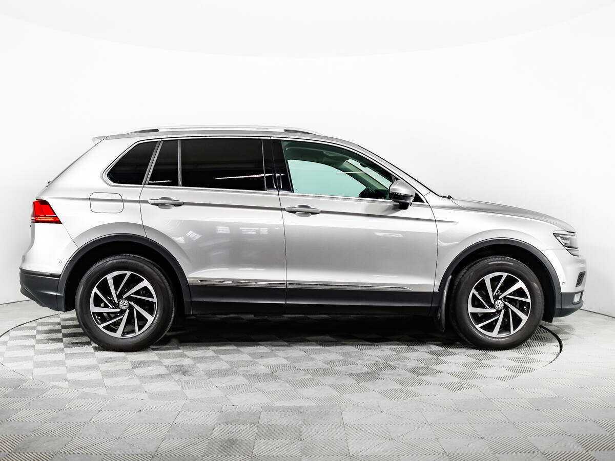 Volkswagen Tiguan 2018 года с пробегом. Фото: #4
