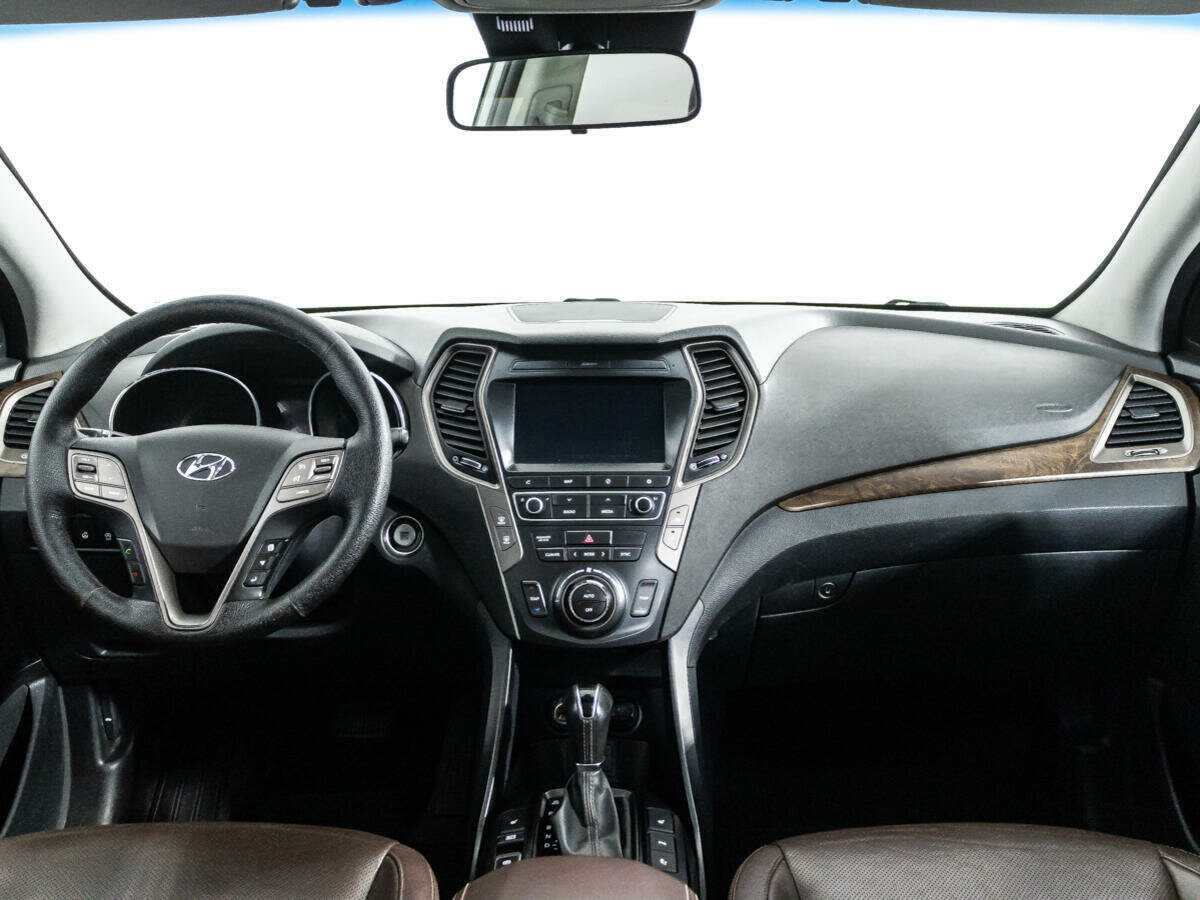 Hyundai Santa Fe 2017 года с пробегом. Фото: #12
