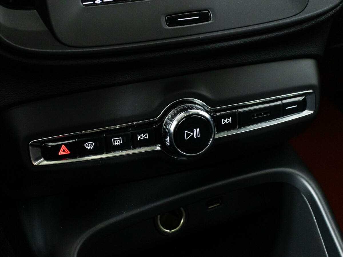 Volvo XC40 2018 года с пробегом. Фото: #17