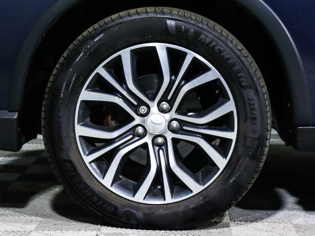 Mitsubishi Outlander 2017 года с пробегом. Фото: #18