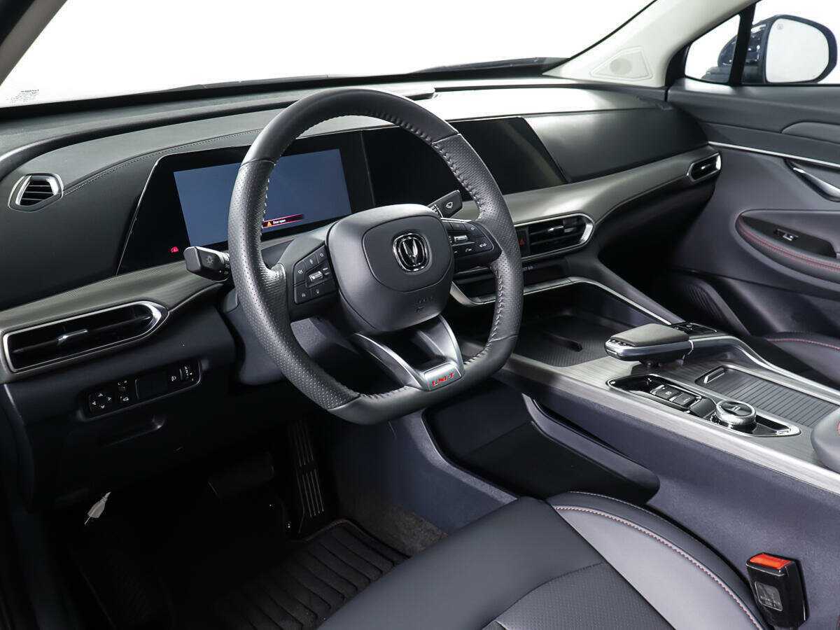 Changan UNI-T 2023 года с пробегом. Фото: #11