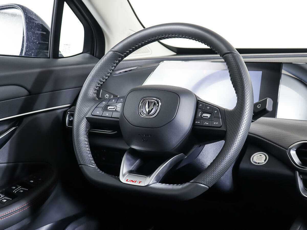 Changan UNI-T 2023 года с пробегом. Фото: #14