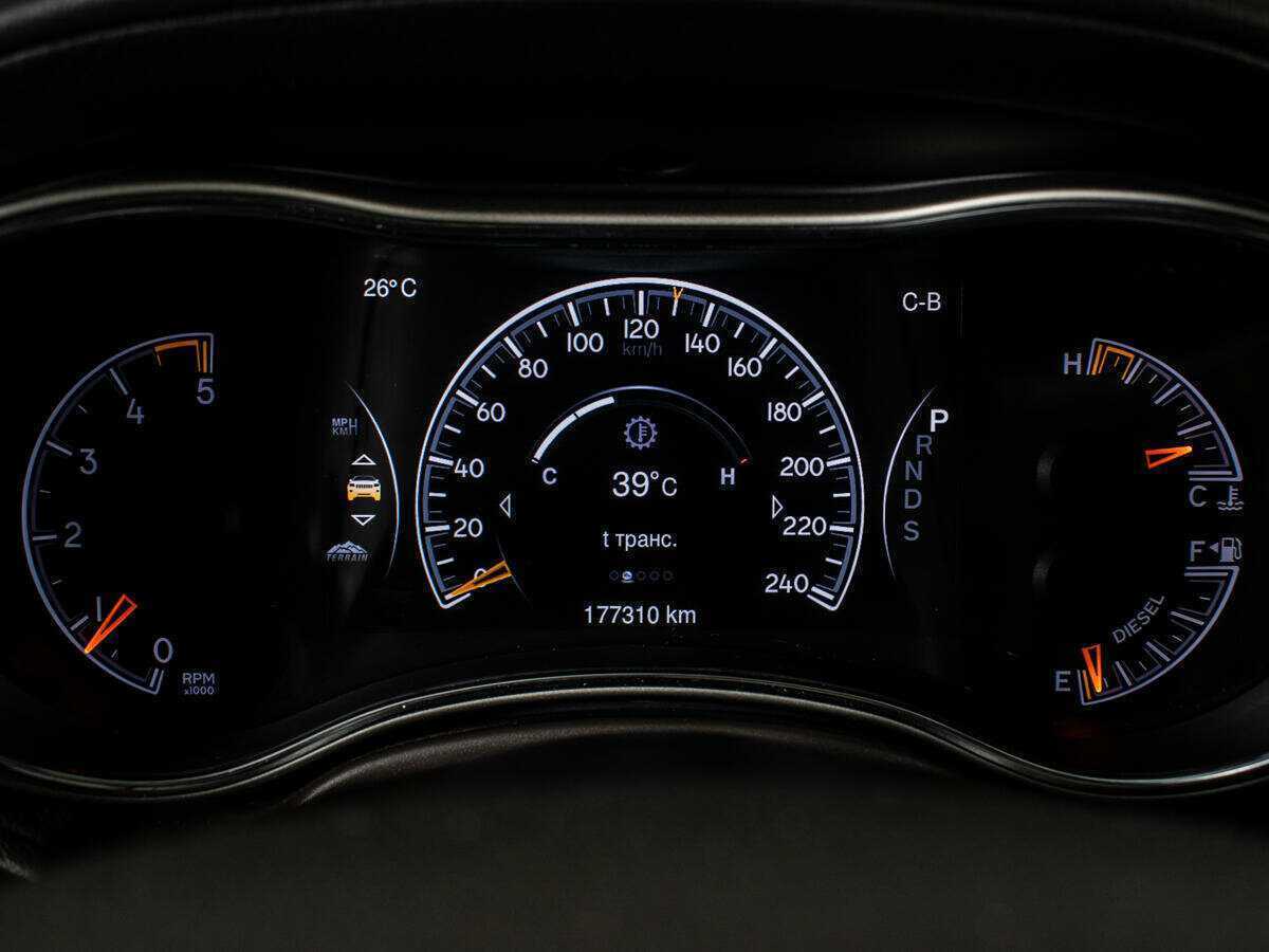 Jeep Grand Cherokee 2013 года с пробегом. Фото: #11