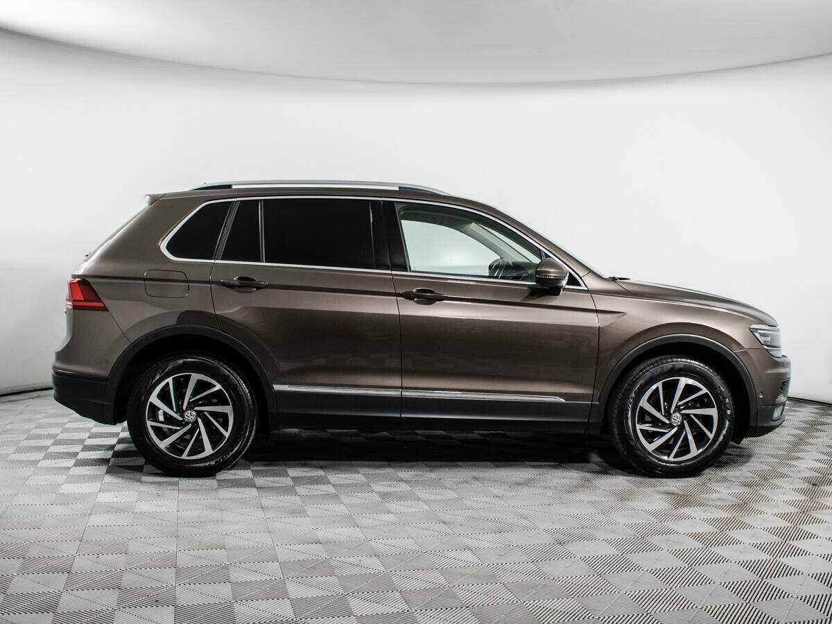 Volkswagen Tiguan 2018 года с пробегом. Фото: #3