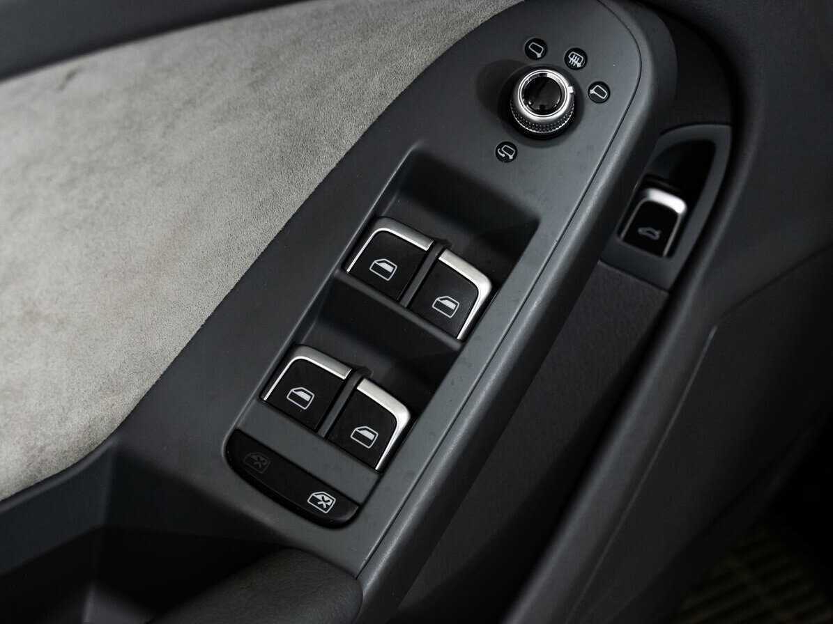 Audi A4 2015 года с пробегом. Фото: #17