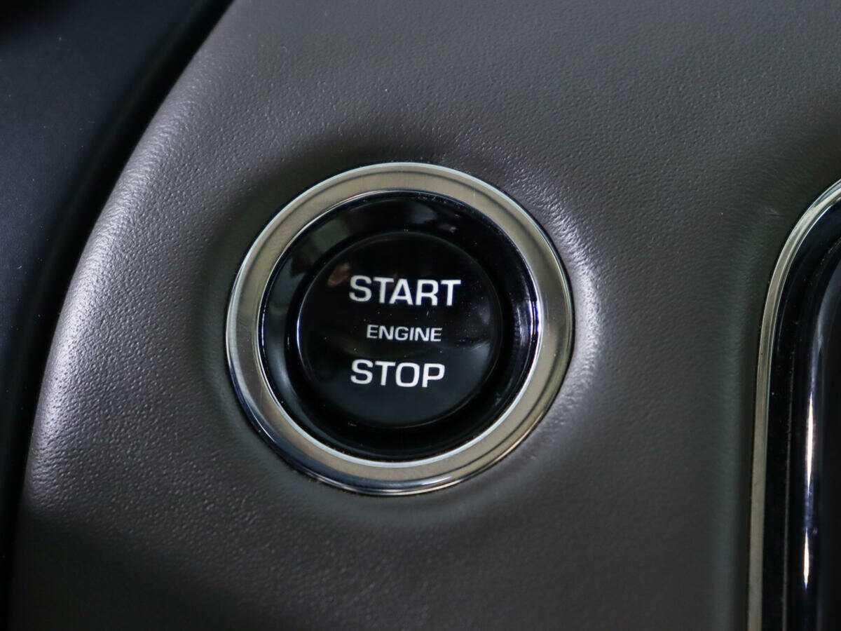 Jaguar XJ 2012 года с пробегом. Фото: #19