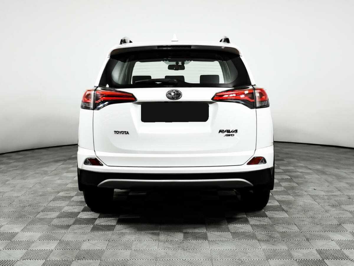Toyota RAV4 2018 года с пробегом. Фото: #5