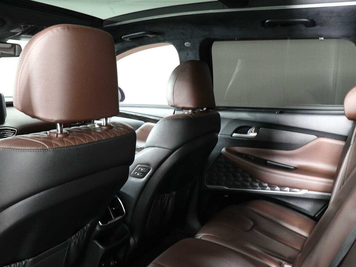 Hyundai Santa Fe 2018 года с пробегом. Фото: #11