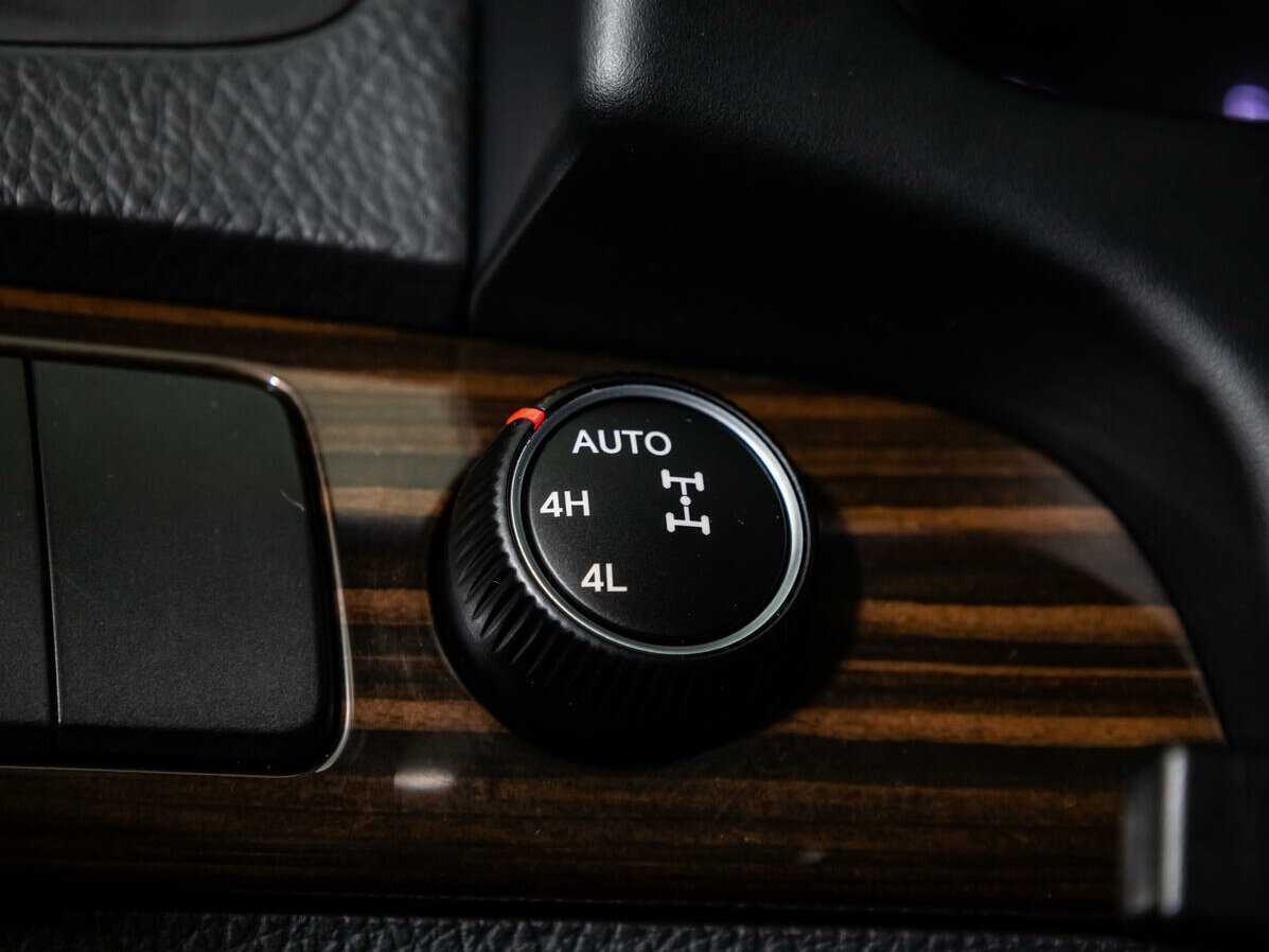 Kia Mohave 2017 года с пробегом. Фото: #14