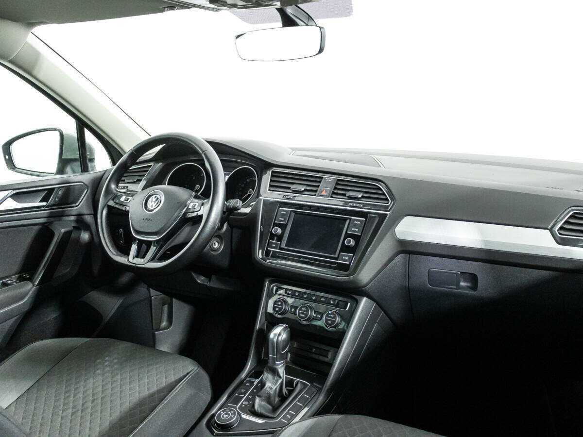 Volkswagen Tiguan 2018 года с пробегом. Фото: #8