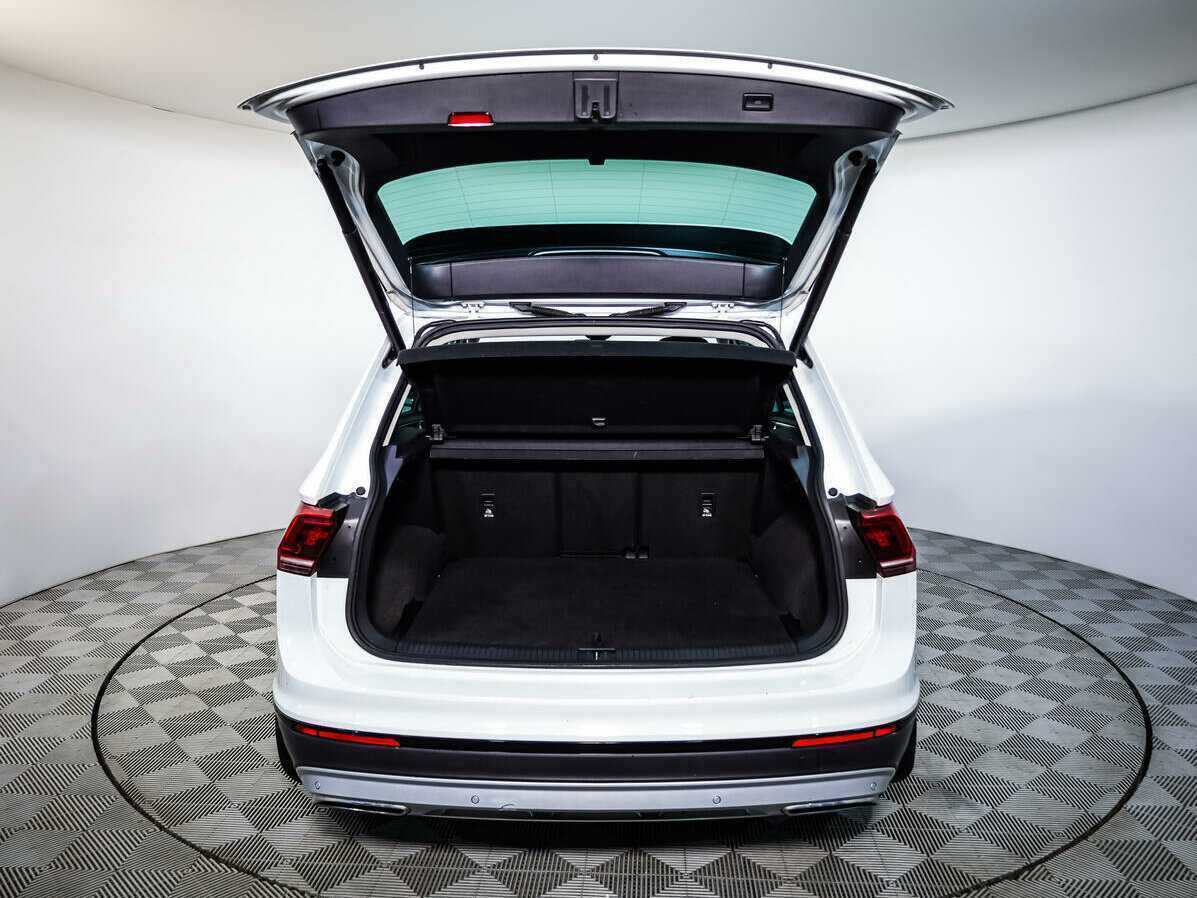 Volkswagen Tiguan 2019 года с пробегом. Фото: #17