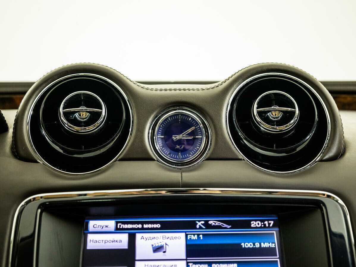 Jaguar XJ 2013 года с пробегом. Фото: #15