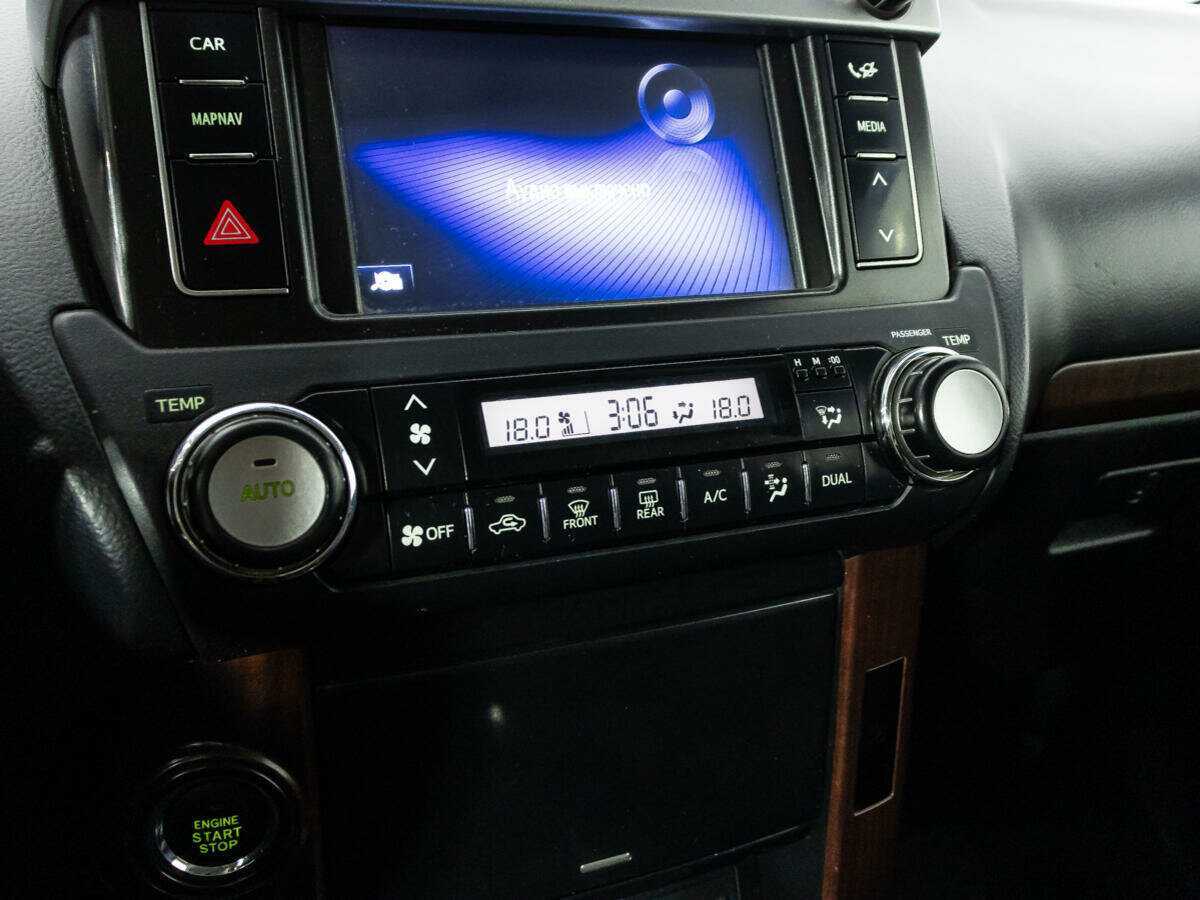 Toyota Land Cruiser Prado 2014 года с пробегом. Фото: #14