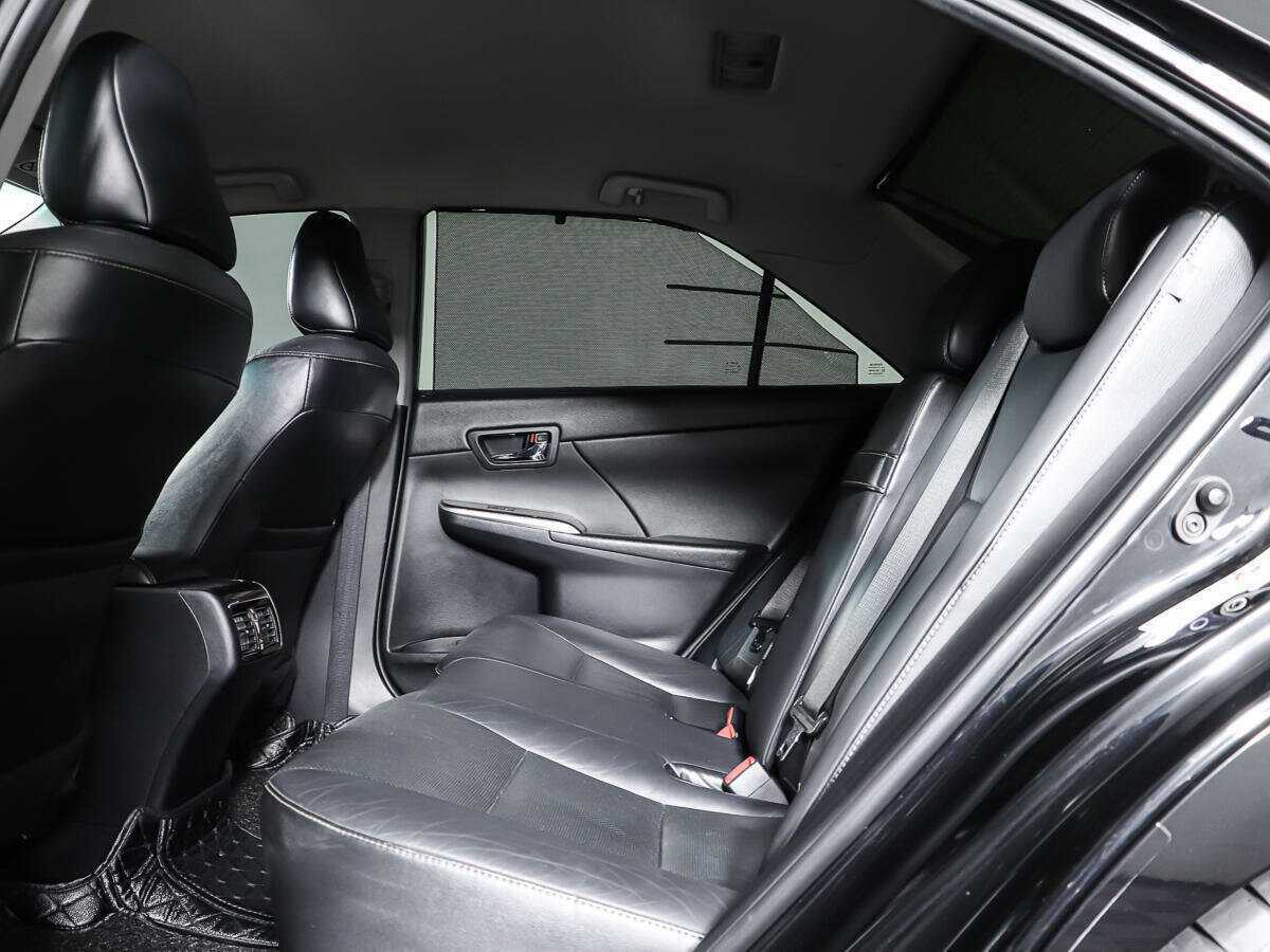 Toyota Camry 2015 года с пробегом. Фото: #8