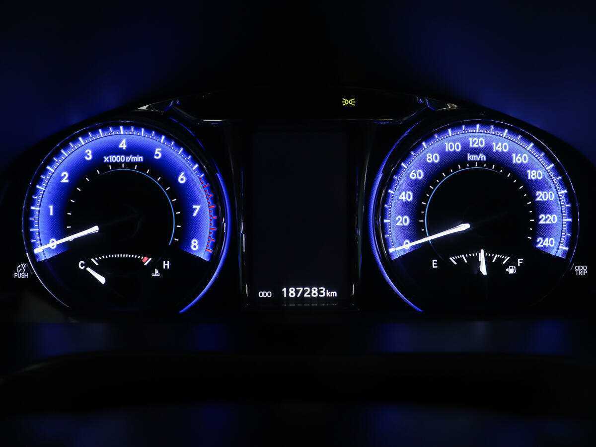 Toyota Camry 2015 года с пробегом. Фото: #12