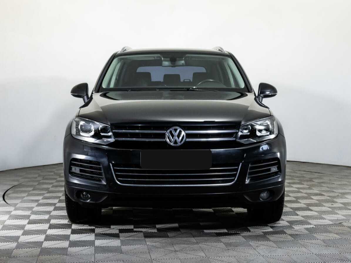 Volkswagen Touareg 2012 года с пробегом. Фото: #1