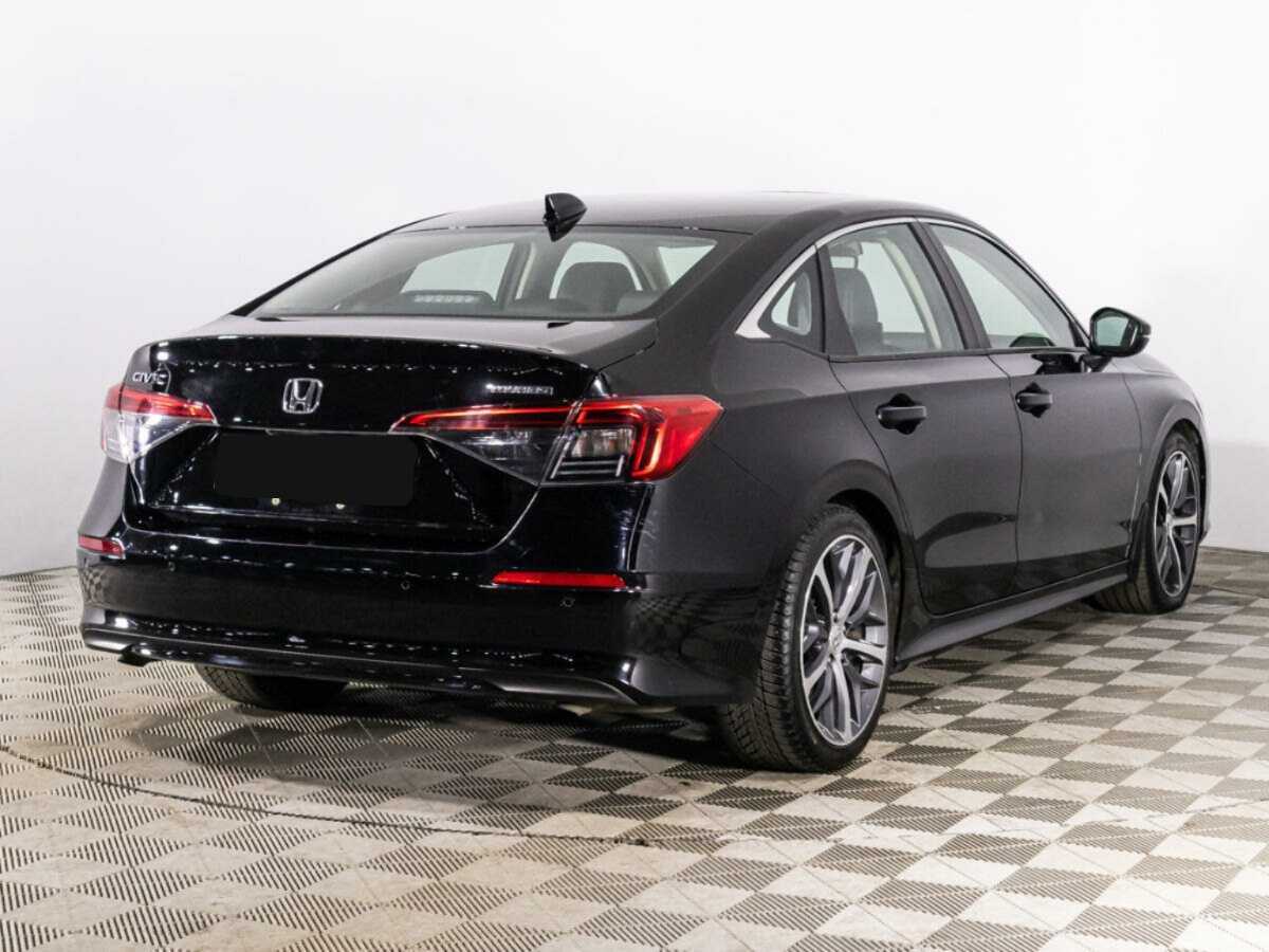 Honda Civic 2021 года с пробегом. Фото: #4