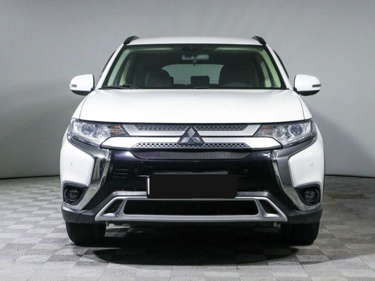 Mitsubishi Outlander 2019 года с пробегом. Фото: #1