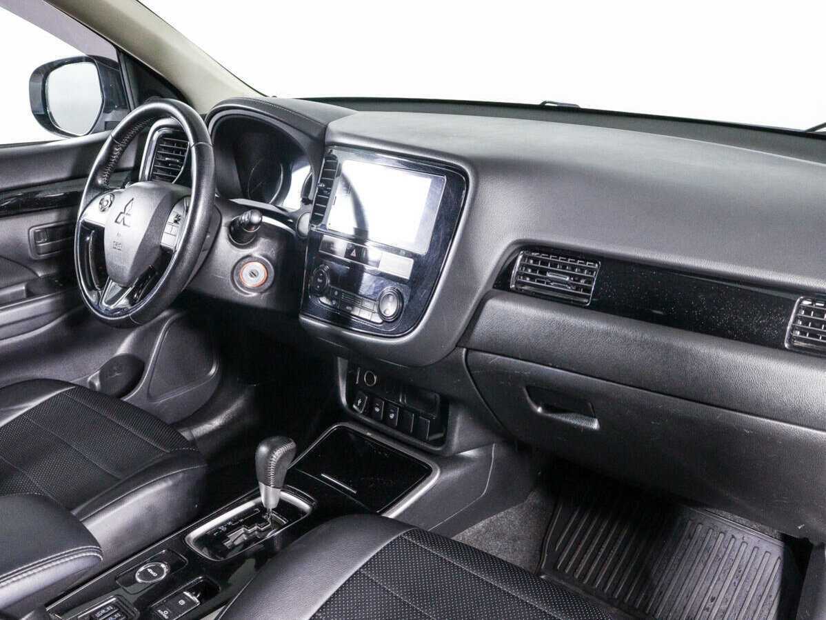 Mitsubishi Outlander 2019 года с пробегом. Фото: #6