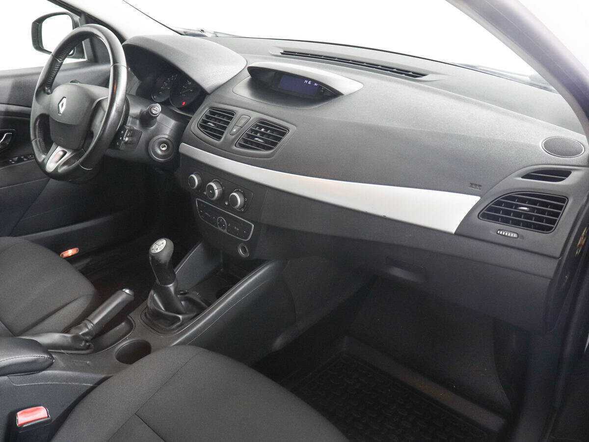 Renault Fluence 2013 года с пробегом. Фото: #9