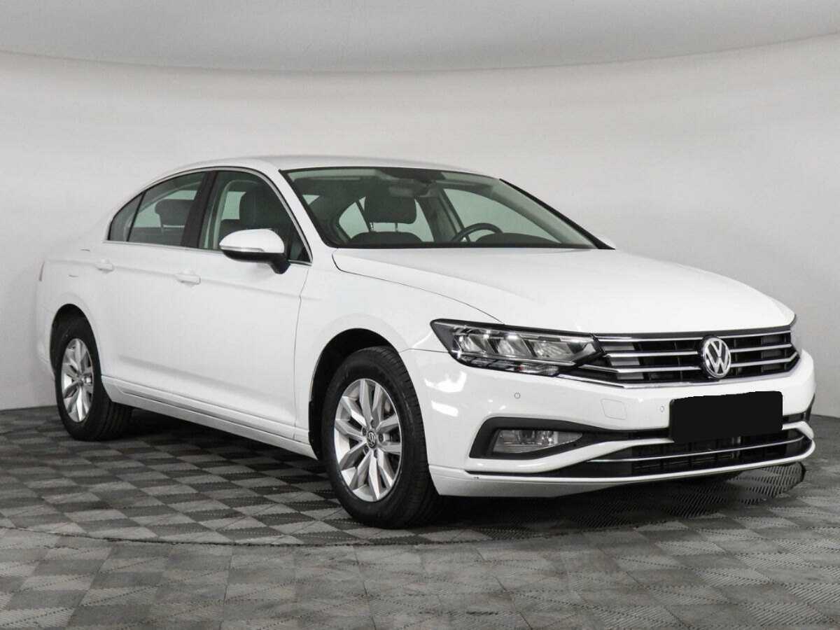 Volkswagen Passat 2020 года с пробегом. Фото: #2