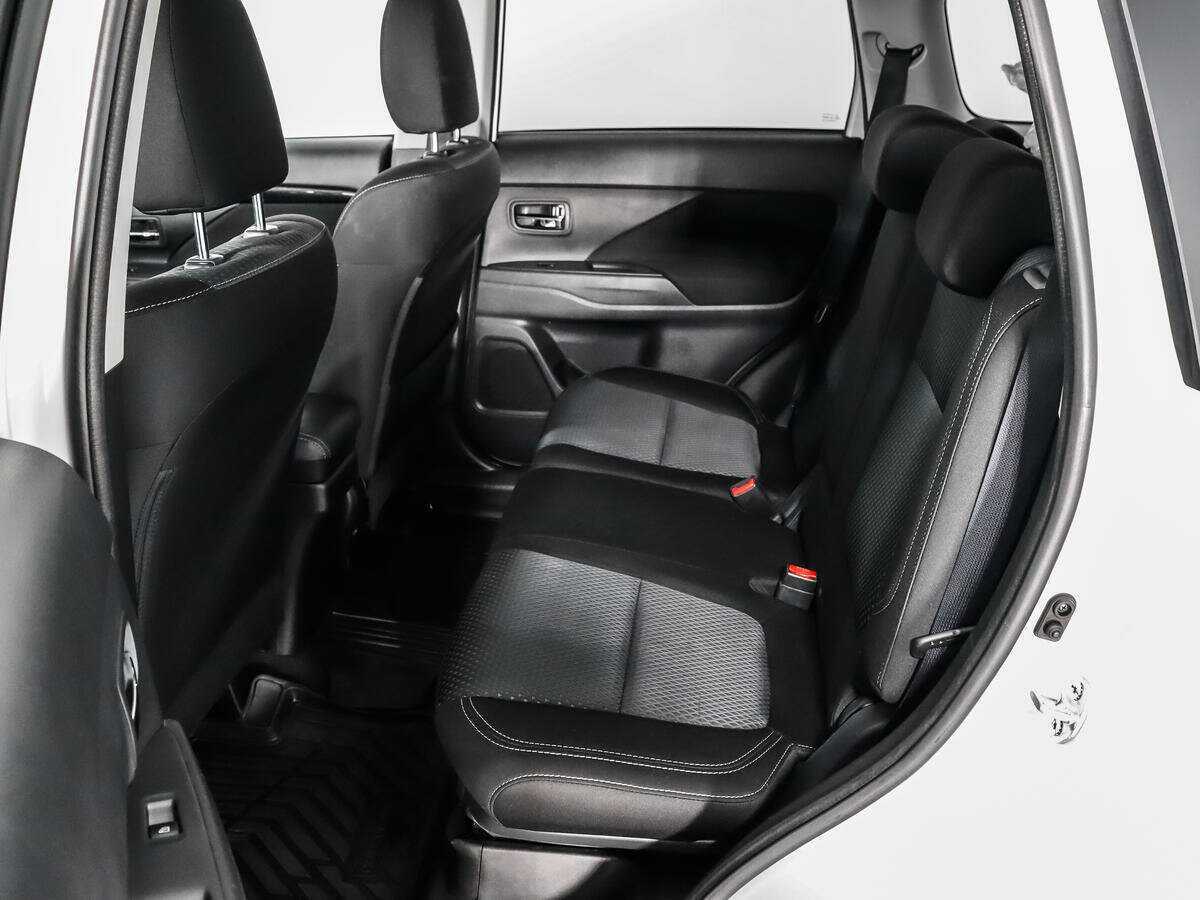 Mitsubishi Outlander 2020 года с пробегом. Фото: #10