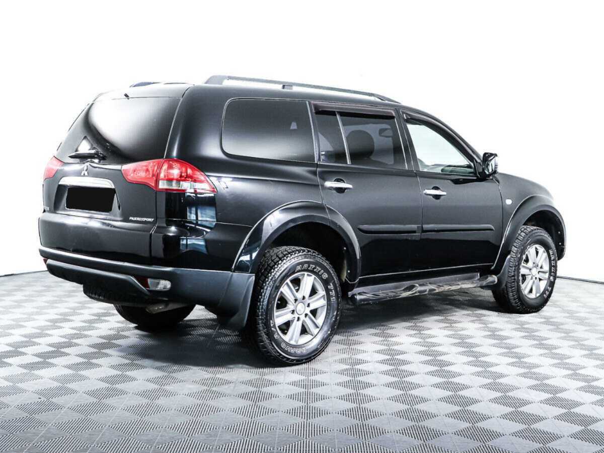 Mitsubishi Pajero Sport 2014 года с пробегом. Фото: #3
