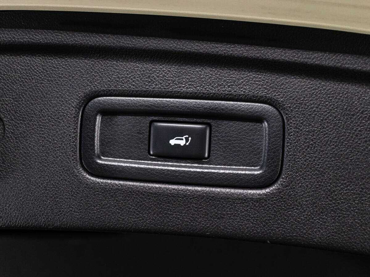 Infiniti FX 2012 года с пробегом. Фото: #14