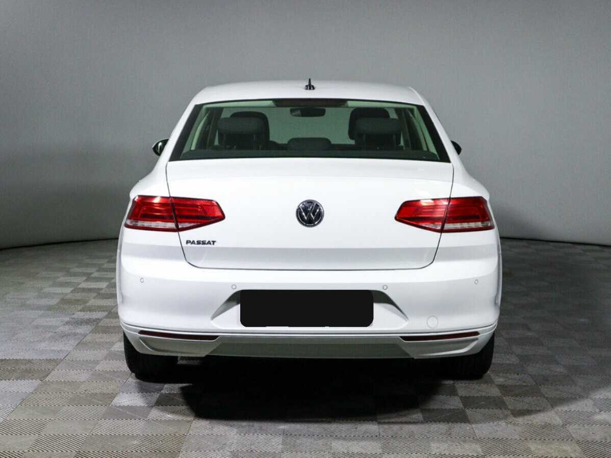 Volkswagen Passat 2019 года с пробегом. Фото: #4