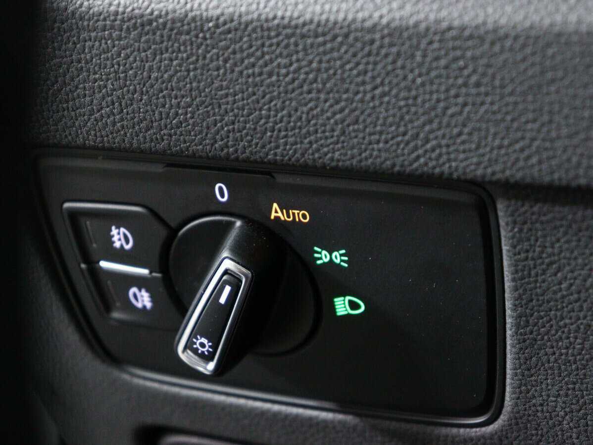 Volkswagen Passat 2019 года с пробегом. Фото: #18