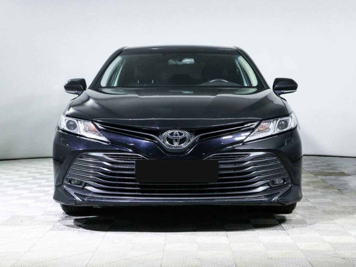 Toyota Camry 2019 года с пробегом. Фото: #1