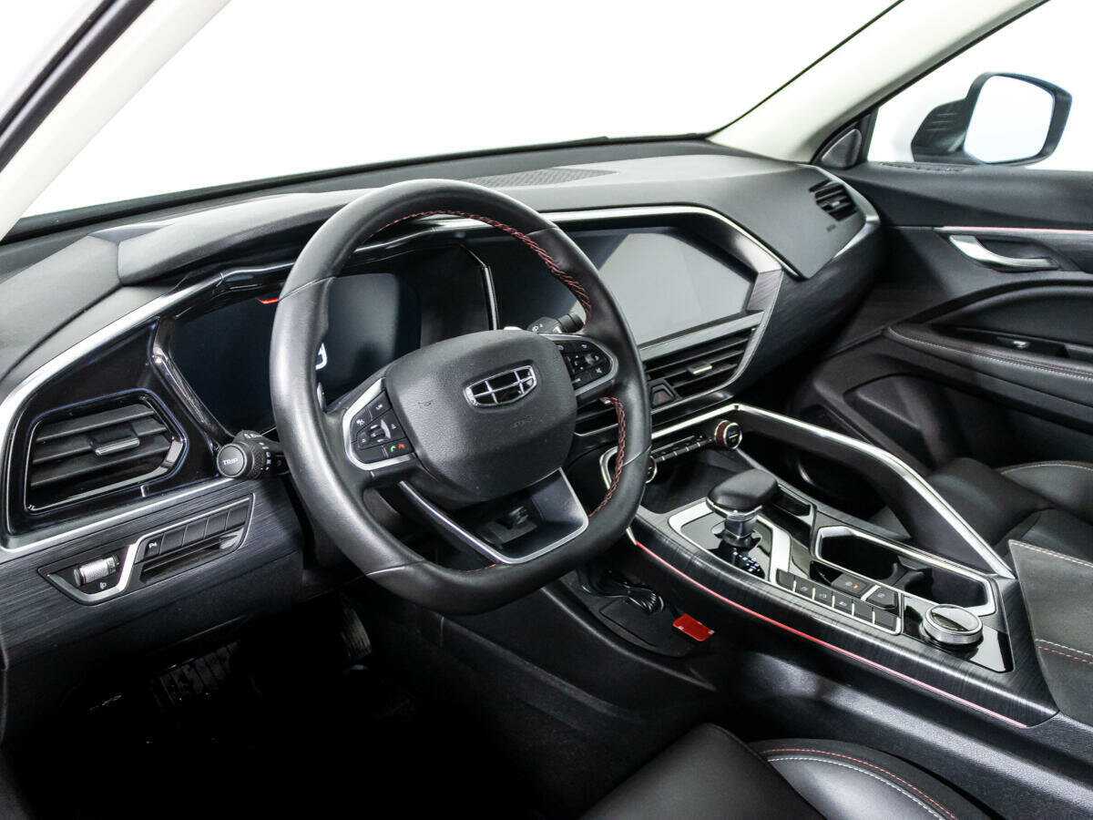 Geely Tugella 2022 года с пробегом. Фото: #10