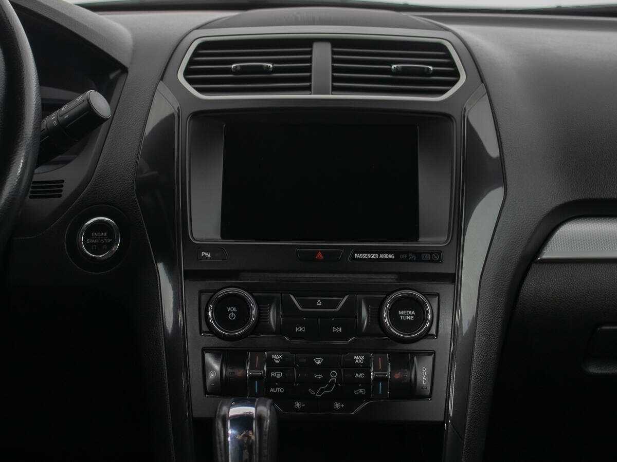 Ford Explorer 2017 года с пробегом. Фото: #17