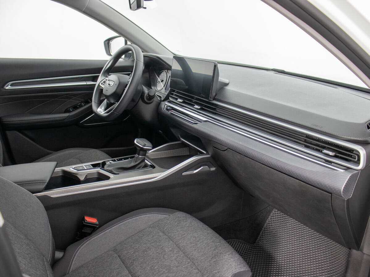 Geely Emgrand 2023 года с пробегом. Фото: #8