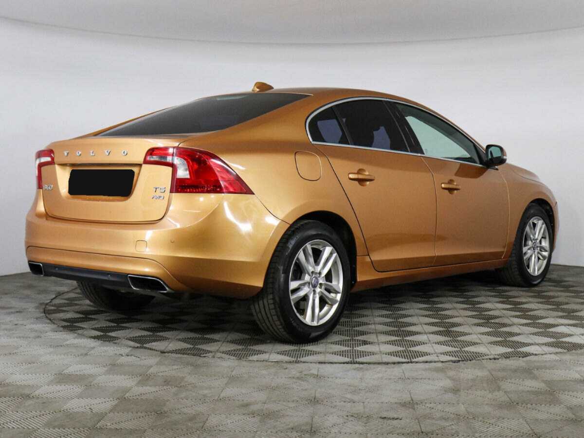 Volvo S60 2013 года с пробегом. Фото: #4
