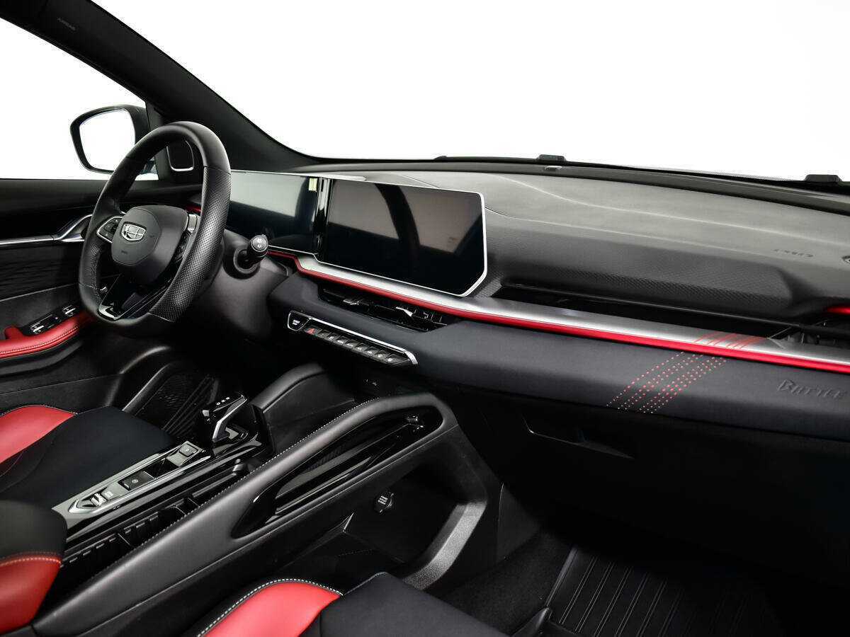 Geely Coolray 2023 года с пробегом. Фото: #8