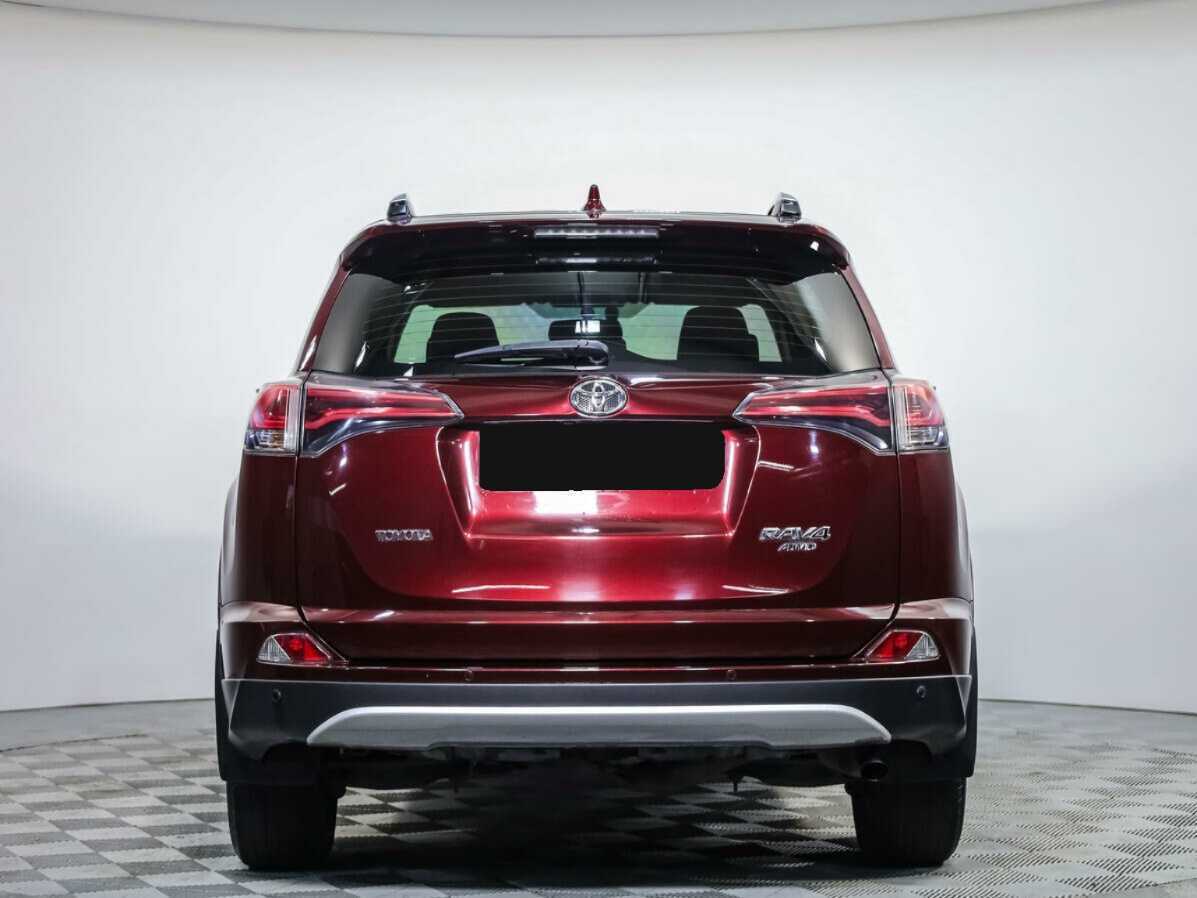 Toyota RAV4 2015 года с пробегом. Фото: #4