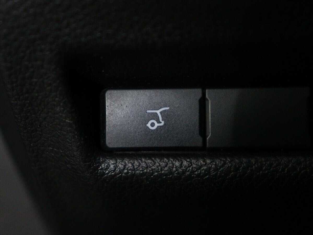 Ford Explorer 2013 года с пробегом. Фото: #15