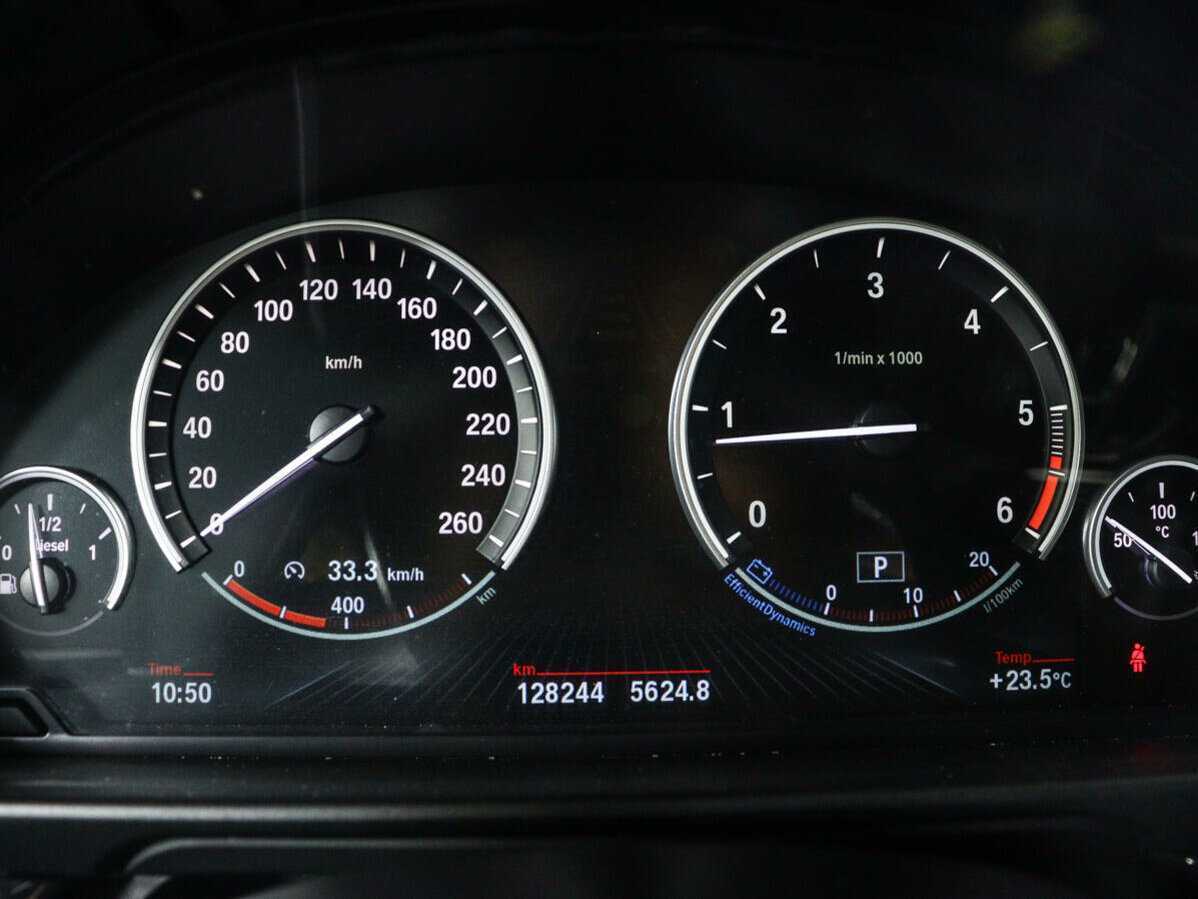 BMW 5 серии 2016 года с пробегом. Фото: #8