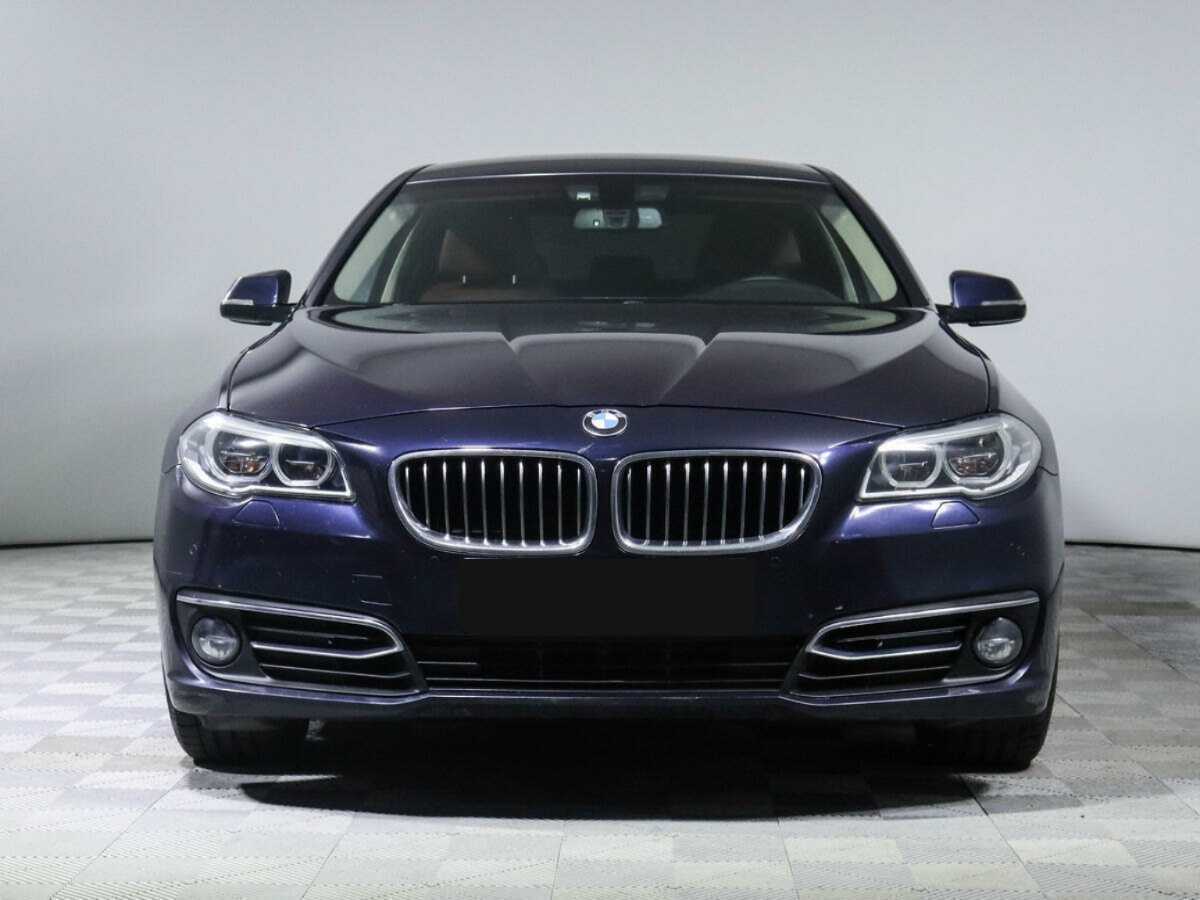 BMW 5 серии 2016 года с пробегом. Фото: #1