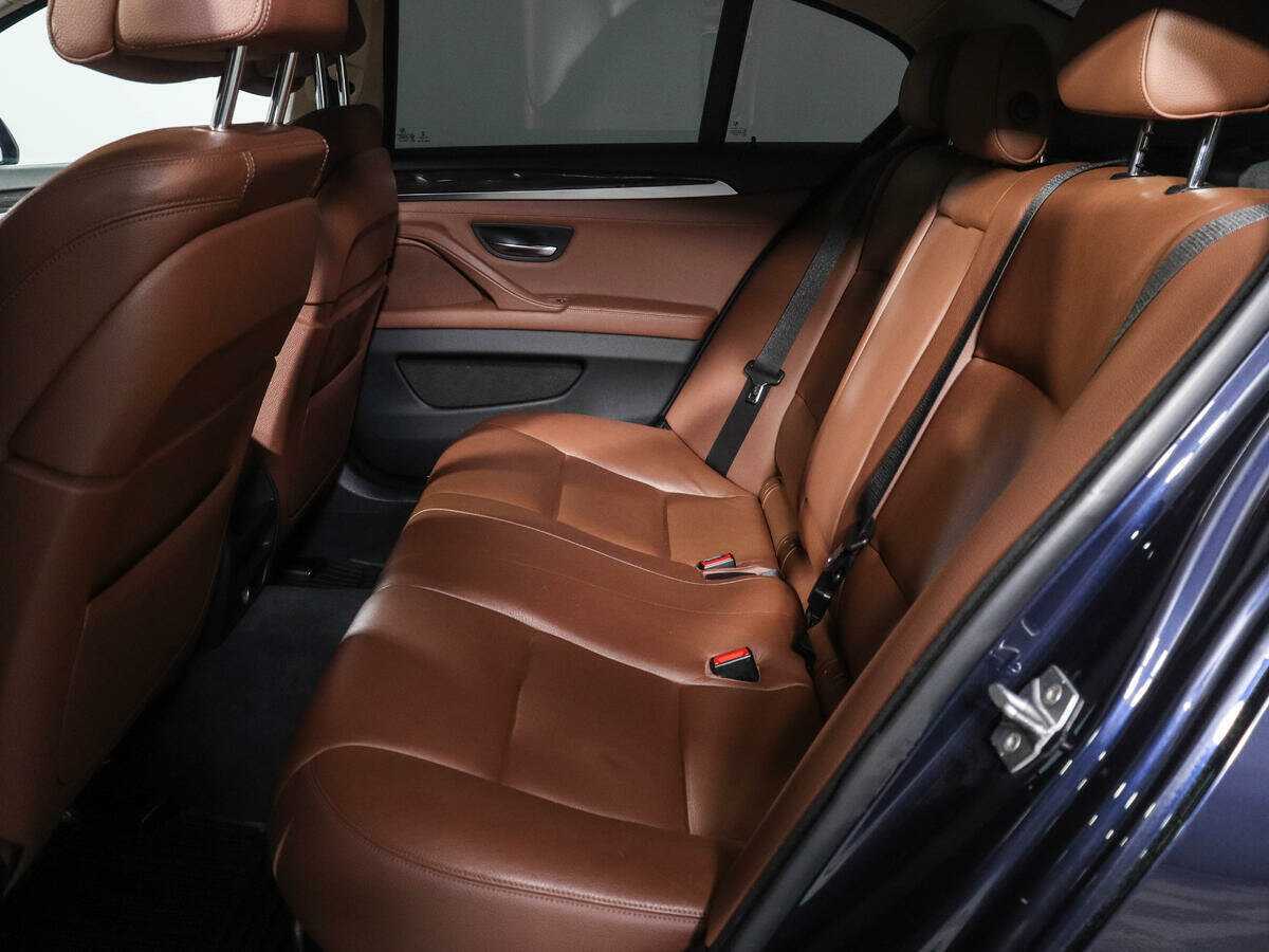 BMW 5 серии 2016 года с пробегом. Фото: #9