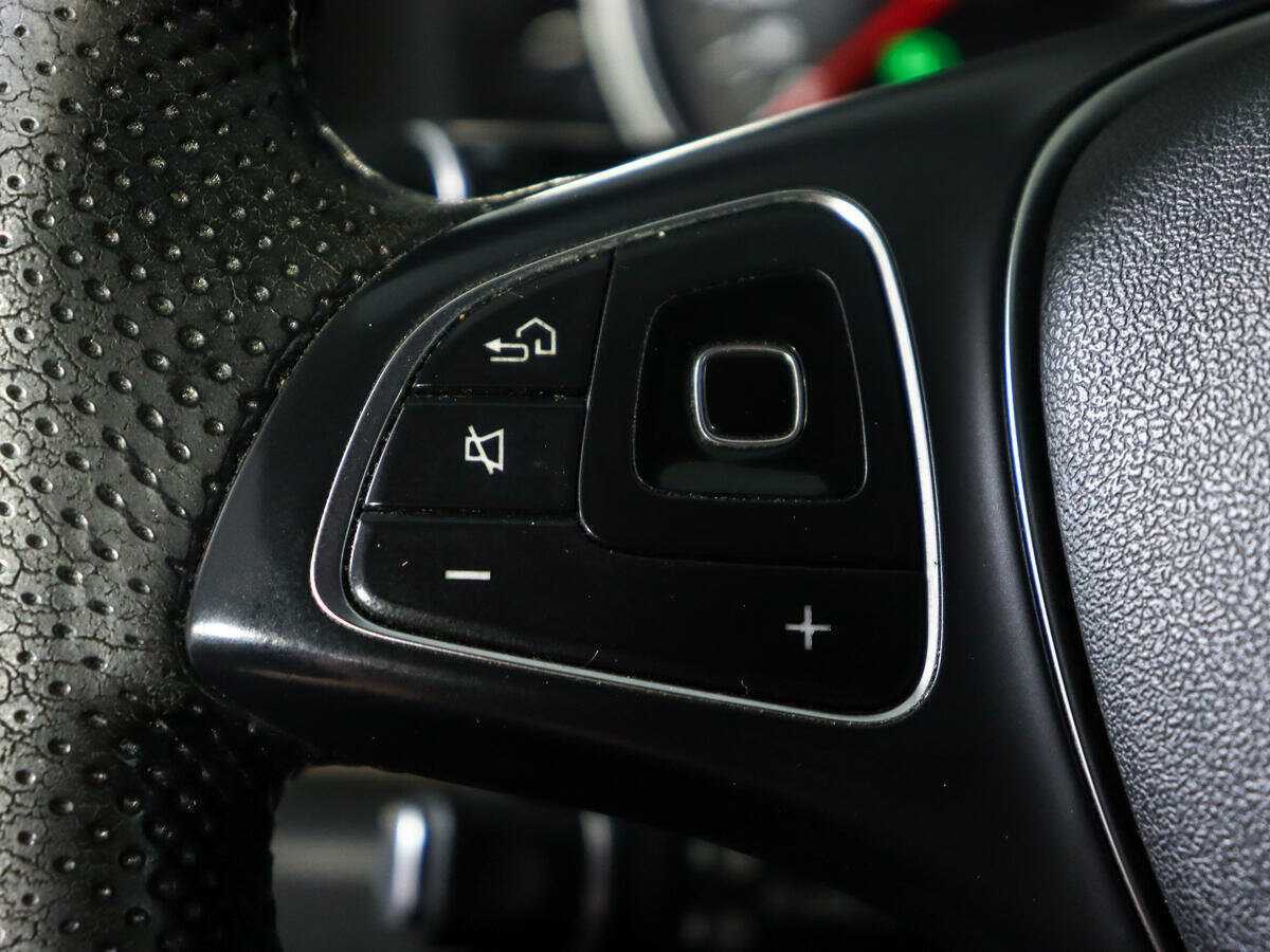 Mercedes-Benz E-Класс 2017 года с пробегом. Фото: #18