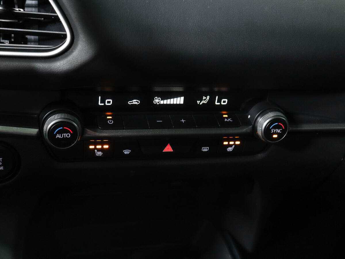 Mazda CX-30 2020 года с пробегом. Фото: #12