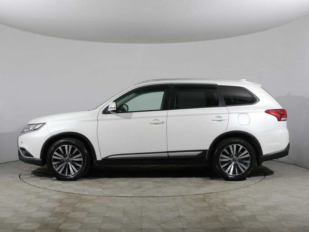 Mitsubishi Outlander 2019 года с пробегом. Фото: #7