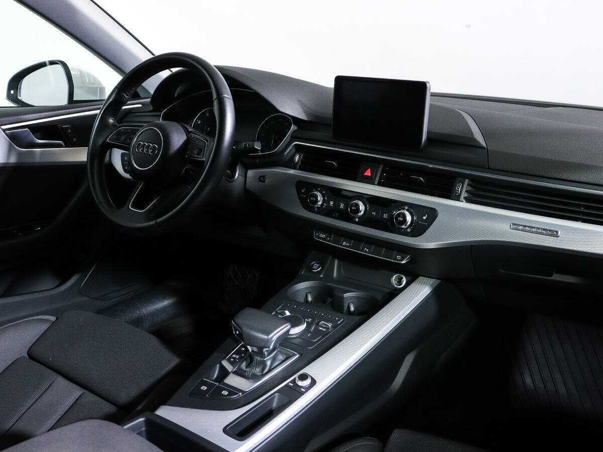 Audi A5 2018 года с пробегом. Фото: #6