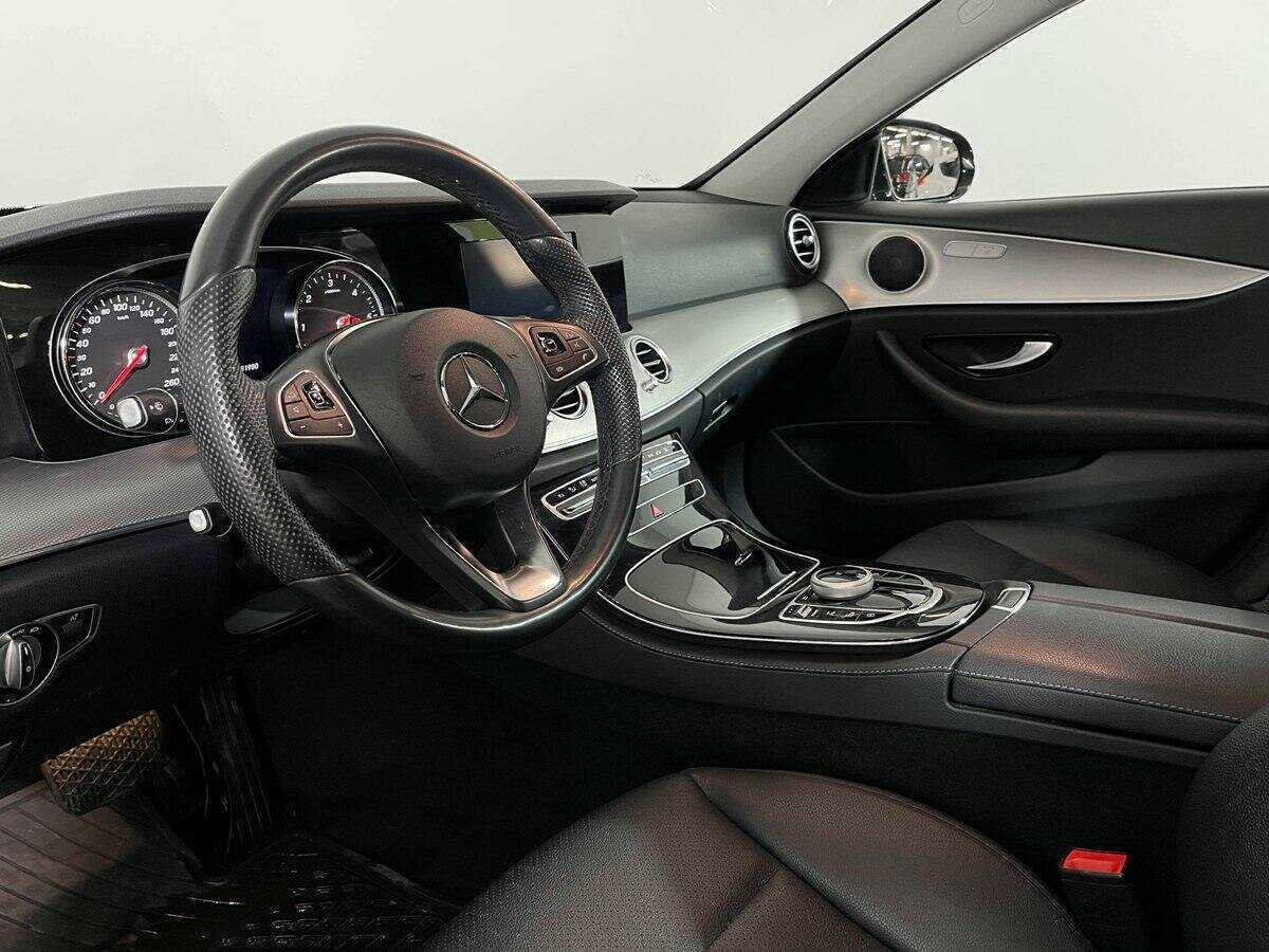 Mercedes-Benz E-Класс 2016 года с пробегом. Фото: #11